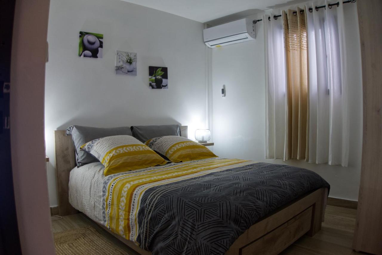 Ka Hema - Maison Entiere Avec Jacuzzi Et Vue Sur Mer Saint-Joseph Kültér fotó
