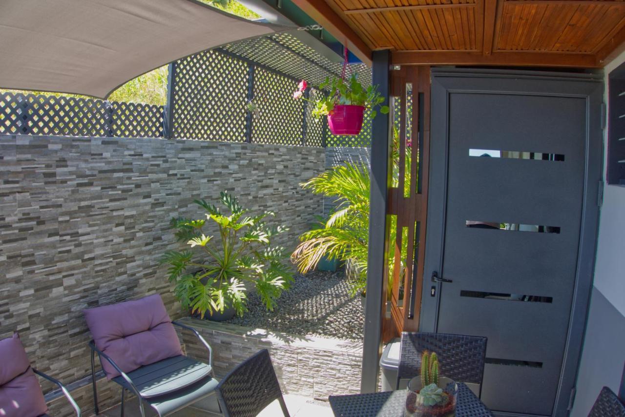 Ka Hema - Maison Entiere Avec Jacuzzi Et Vue Sur Mer Saint-Joseph Kültér fotó